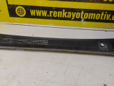 Oto Çıkma Parça / Renault / Megane / Oto Cam / Ön Cam Izgarası / Çıkma Parça 