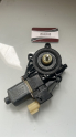 8A-61-14553-A 2011 Ford Fiesta sağ ön kapı cam motoru