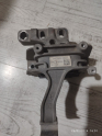 Oto Çıkma Parça / Volkswagen / Passat / Motor / Takozu & Kulağı / Çıkma Parça 