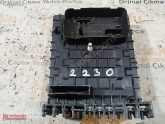Oto Çıkma Parça / Volkswagen / Jetta / Elektrik / Sigorta Kutusu / Çıkma Parça 