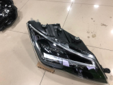 Oto Çıkma Parça / Seat / Leon / Far & Stop / Sağ Ön Far / Çıkma Parça 