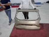 Oto Çıkma Parça / Dacia / Duster / Kaporta & Karoser / Bagaj Kapağı / Çıkma Parça 