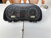 Oto Çıkma Parça / Volkswagen / Golf / Göğüslük & Torpido / Gösterge Paneli / Çıkma Parça 
