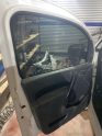 Oto Çıkma Parça / Renault / Kangoo / Kaporta & Karoser / Sol Ön Kapı / Çıkma Parça 