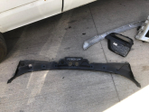 BMW 1 SERİ F20 F21 LCİ ÖN CAM ALT IZGARASI 51717240672