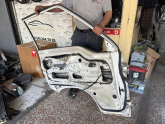 Oto Çıkma Parça / Mitsubishi / L300 / Kaporta & Karoser / Sol Ön Kapı / Çıkma Parça 
