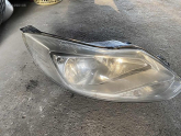 Ford Focus 3 sağ ön far EMR OTOMATİV