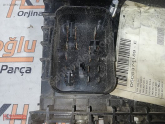 Oto Çıkma Parça / Volkswagen / Caddy / Elektrik / Sigorta Kutusu / Çıkma Parça 