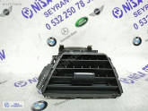BMW 3 SERİSİ F30 KASA SAĞ HAVALANDIRMA IZGARASI 64229218550