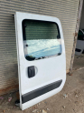Oto Çıkma Parça / Renault / Kangoo / Kaporta & Karoser / Sol Sürgülü Kapı / Çıkma Parça 