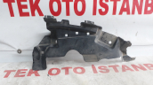 Oto Çıkma Parça / Mercedes / C Serisi / Far & Stop / Far Braketi / Çıkma Parça 