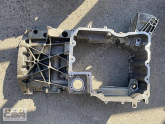 Oto Çıkma Parça / Porsche / Panamera / Motor / Karter / Çıkma Parça 