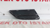 BMW E90 TAMPON IZGARASI SAĞ LCI 51117138418