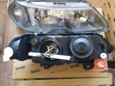 Oto Çıkma Parça / Renault / Laguna / Far & Stop / Far Kasası / Çıkma Parça 