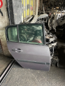 Oto Çıkma Parça / Renault / Megane / Kaporta & Karoser / Sağ Arka Kapı / Çıkma Parça 