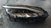 Oto Çıkma Parça / Nissan / Qashqai / Far & Stop / Sağ Ön Far / Çıkma Parça 