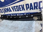 Oto Çıkma Parça / Dacia / Sandero / Oto Cam / Ön Cam Izgarası / Çıkma Parça 