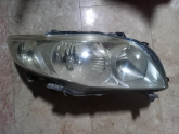 Toyota  Corolla  Sağ  Ön  Far