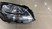 Oto Çıkma Parça / Mercedes / C180 / Far & Stop / Sağ Ön Far / Çıkma Parça 
