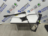 Oto Çıkma Parça / Volkswagen / Passat / Oto Cam / Cam Krikosu / Çıkma Parça 