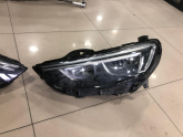 Oto Çıkma Parça / Opel / Insignia / Far & Stop / Sağ Ön Far / Çıkma Parça 