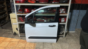 Oto Çıkma Parça / Ford / Tourneo Courier / Kaporta & Karoser / Sol Ön Kapı / Çıkma Parça 