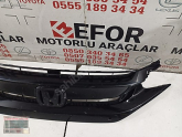 Oto Çıkma Parça / Honda / Civic / Tampon / Izgara Çıtası / Çıkma Parça 