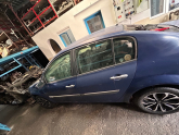 RENAULT MEGANE 2 ORİJİNAL HATASIZ BOYASIZ KAPILAR