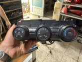 Oto Çıkma Parça / Dacia / Duster / Kalorifer / Kontrol Paneli / Çıkma Parça 