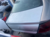 Peugeot 407 arka bagaj kapağı