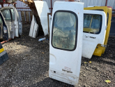 Oto Çıkma Parça / Renault / Kangoo / Oto Cam / Bagaj Camı / Çıkma Parça 