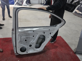 Oto Çıkma Parça / Skoda / Superb / Kaporta & Karoser / Sağ Arka Kapı / Çıkma Parça 