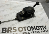 AUDİ A3 8L0713111B ÇIKMA VİTES MEKANİZMASI