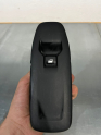 Oto Çıkma Parça / Peugeot / 208 / Oto Cam / Cam Düğmesi / Çıkma Parça 