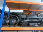 Oto Çıkma Parça / Renault / Clio / Göğüslük & Torpido / Komple Torpido / Çıkma Parça 