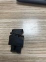 Oto Çıkma Parça / Kia / Ceed / Oto Cam / Cam Düğmesi / Sıfır Parça 