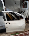 TOYOTA YARİS SAĞ ÖN KAPI