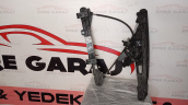 Oto Çıkma Parça / Peugeot / 3008 / Oto Cam / Cam Krikosu / Çıkma Parça 
