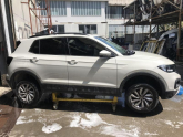 Oto Çıkma Parça / Volkswagen / T-Cross / Kaporta & Karoser / Sağ Ön Kapı / Çıkma Parça 