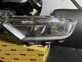 Oto Çıkma Parça / Volkswagen / Passat / Far & Stop / Sağ Ön Far / Çıkma Parça 