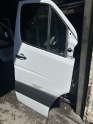 Oto Çıkma Parça / Mercedes / Sprinter / Kaporta & Karoser / Sağ Ön Kapı / Çıkma Parça 