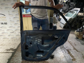 Oto Çıkma Parça / Mitsubishi / Carisma / Kaporta & Karoser / Sağ Arka Kapı / Çıkma Parça 