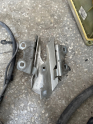 Renault clio 2 kaput menteşesi sağ sol 7700842680h