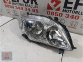 Oto Çıkma Parça / Toyota / Corolla / Far & Stop / Sağ Ön Far / Çıkma Parça 