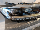 Oto Çıkma Parça / Volkswagen / Passat / Far & Stop / Sol Ön Far / Çıkma Parça 