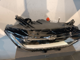 Oto Çıkma Parça / Volkswagen / Passat / Far & Stop / Sol Ön Far / Çıkma Parça 