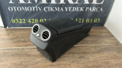 Oto Çıkma Parça / Mercedes / C Serisi / Koltuk & Döşeme / Orta Konsol / Çıkma Parça 
