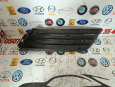 Oto Çıkma Parça / Renault / Megane / Tampon / Sis Farı Çerçevesi / Çıkma Parça 