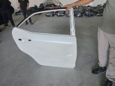 Oto Çıkma Parça / Toyota / Corolla / Kaporta & Karoser / Sağ Arka Kapı / Çıkma Parça 
