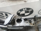 Oto Çıkma Parça / Citroen / C5 / Kaporta & Karoser / Sağ Ön Çamurluk / Çıkma Parça 